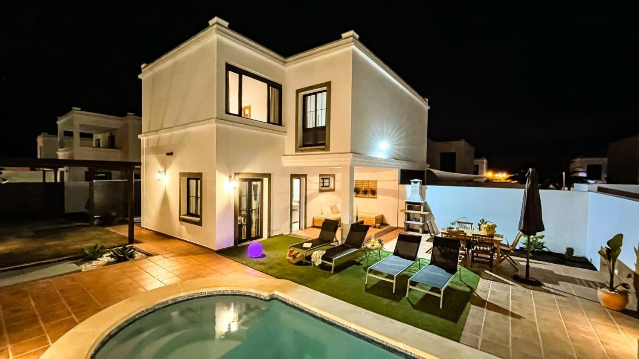 Villa Vulcano Playa Blanca  Exterior photo